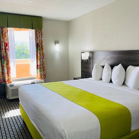 Days Inn By Wyndham Irving Grapevine Dfw Airport North Exteriör bild