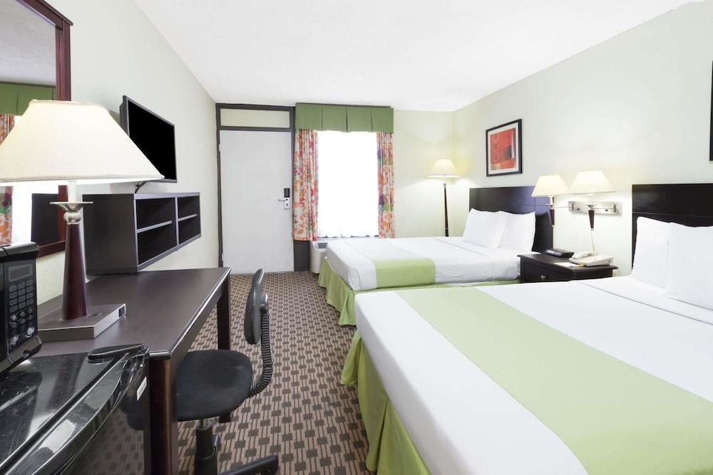 Days Inn By Wyndham Irving Grapevine Dfw Airport North Exteriör bild