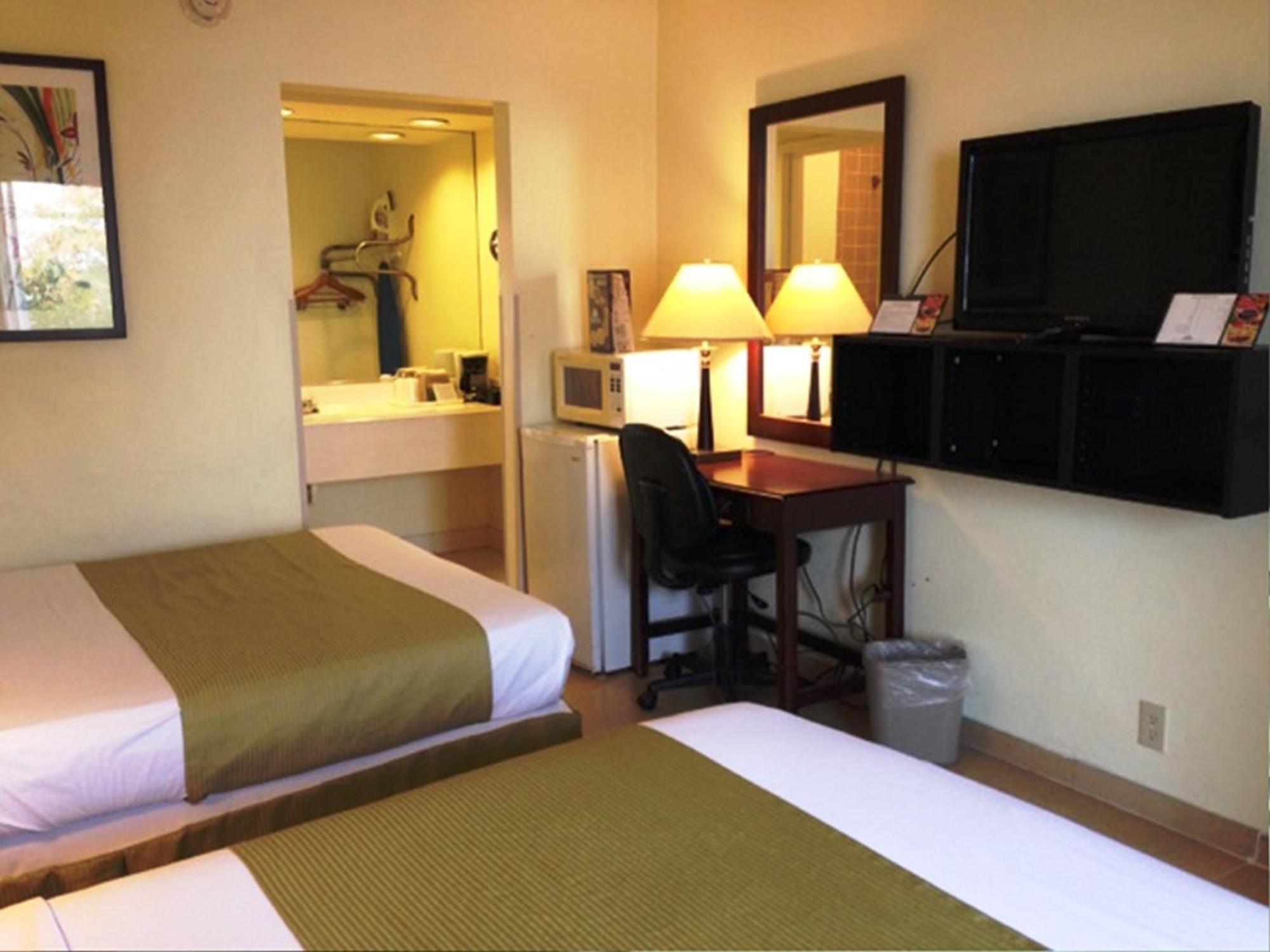 Days Inn By Wyndham Irving Grapevine Dfw Airport North Exteriör bild