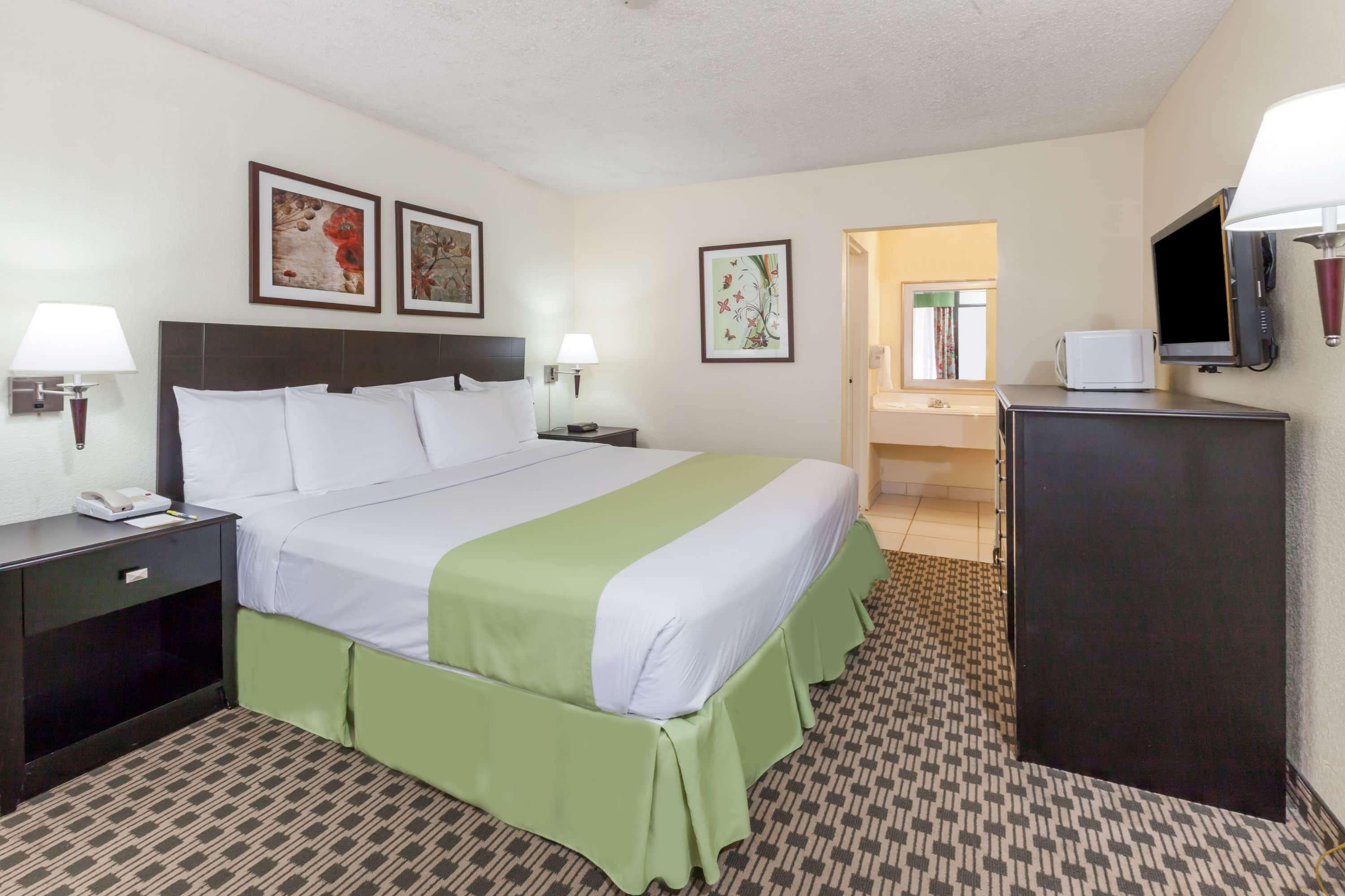 Days Inn By Wyndham Irving Grapevine Dfw Airport North Exteriör bild