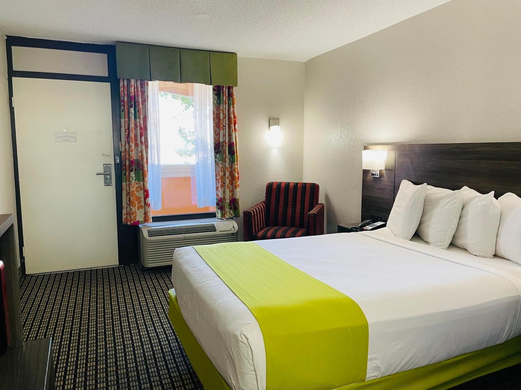 Days Inn By Wyndham Irving Grapevine Dfw Airport North Exteriör bild